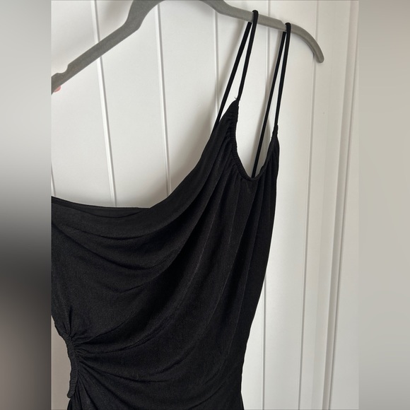 NWT Misha Collection Black X Revolve Vanina One Shoulder Side cut Dress Size 8 - Picture 8 of 13